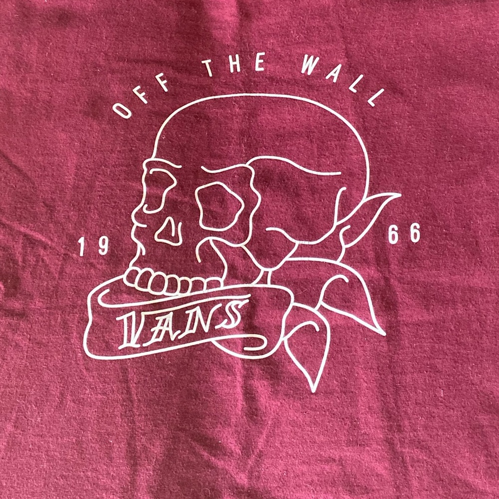 Boys Vans maroon T-shirt